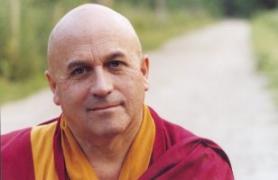 Matthieu Ricard wide